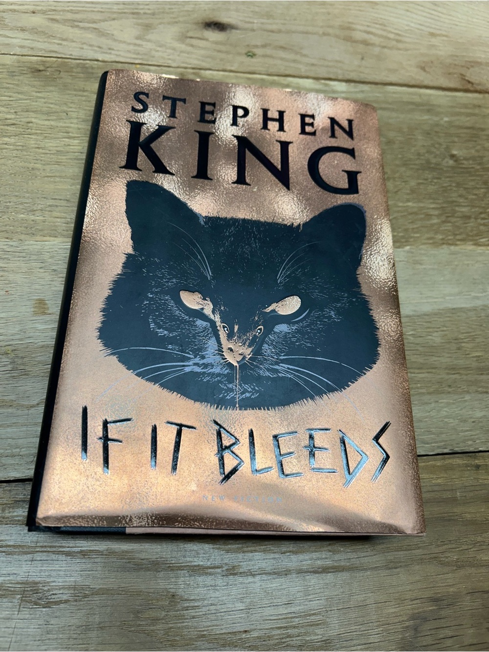 'If It Bleeds' Copper Hardcover - Black Cat Cover- Stephen King